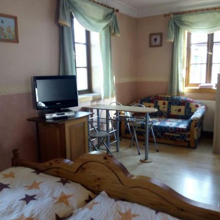 فندق Restaurant A Pension Sorrento Nový Bor المظهر الخارجي الصورة
